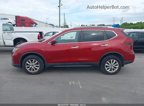 5N1AT2MVXJC803617 2018 NISSAN ROGUE Red 360 interior view
