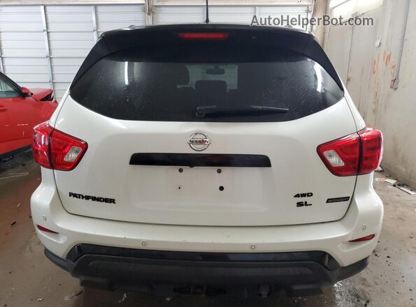 5N1DR2MM4JC657136 2018 NISSAN PATHFINDER White 