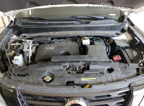 5N1DR2MM4JC657136 2018 NISSAN PATHFINDER White 