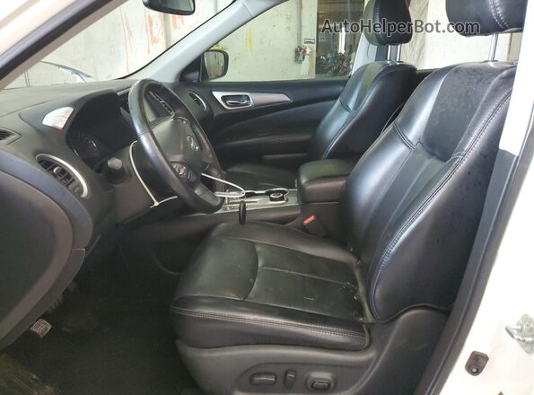 5N1DR2MM4JC657136 2018 NISSAN PATHFINDER White 
