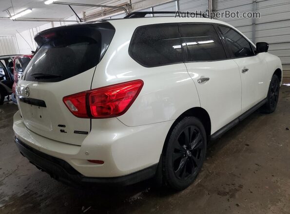 5N1DR2MM4JC657136 2018 NISSAN PATHFINDER White 