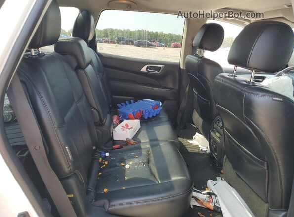 5N1DR2MM9JC612709 2018 NISSAN PATHFINDER White 
