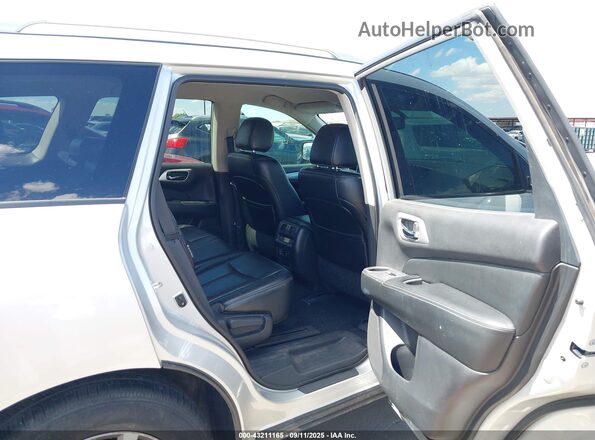 5N1DR2MMXJC611696 2018 NISSAN PATHFINDER Серебряный 