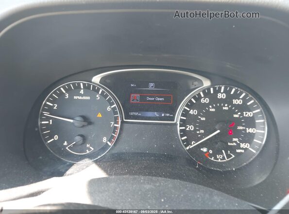 5N1DR2MN8HC668773 2017 NISSAN PATHFINDER Black Vista de los asientos traseros