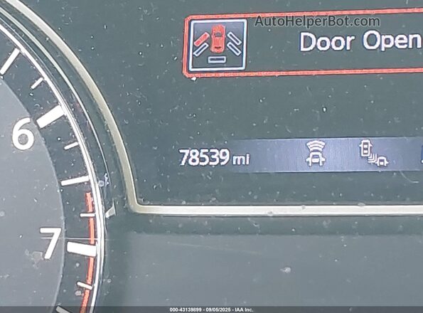 5N1DR2MN9JC625839 2018 NISSAN PATHFINDER Black 