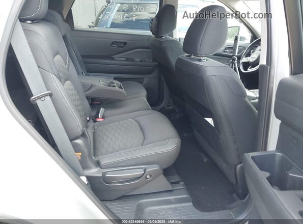 5N1DR3BCXPC245196 2023 NISSAN PATHFINDER Серебряный 