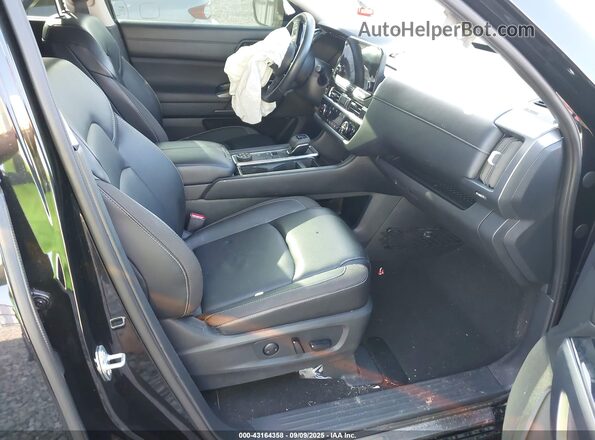 5N1DR3CC0RC207140 2024 NISSAN PATHFINDER Black Vista interior delantera