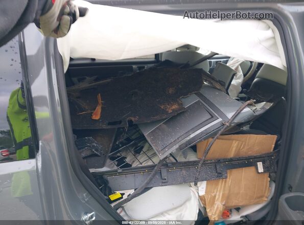 5NMP2DG19SH063681 2025 HYUNDAI SANTA FE HYBRID Gray VIN კოდის სტიკერის ხედი