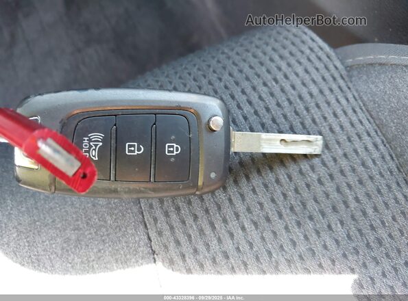 5NMS23AD8LH215748 2020 HYUNDAI SANTA FE Brown Vista del salpicadero