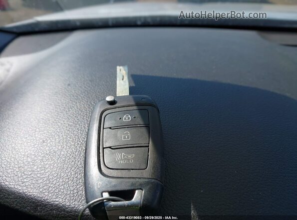 5NMS2CAD1LH157028 2020 HYUNDAI SANTA FE Silver Vista del salpicadero