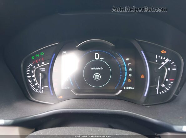 5NMS5CAA0LH223033 2020 HYUNDAI SANTA FE White Widok tylnych siedzeń