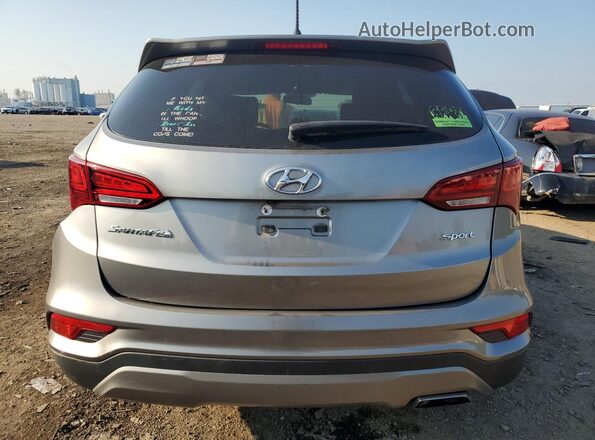5NMZT3LBXJH063752 2018 HYUNDAI SANTA Серый 