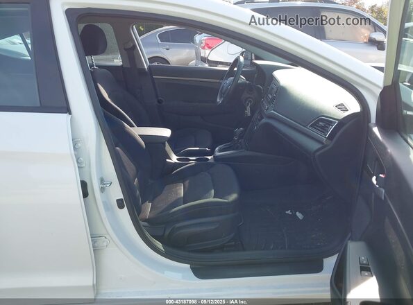 5NPD74LF0JH215631 2018 HYUNDAI ELANTRA White Սալոնի դիմացի տեսք