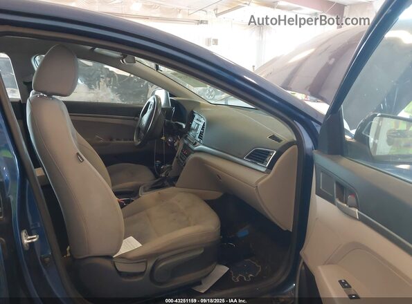 5NPD74LF6HH183424 2017 HYUNDAI ELANTRA Blue Front interior view