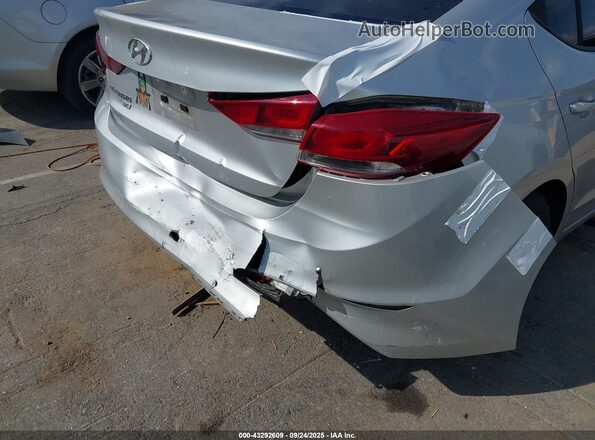 5NPD74LF7HH067844 2017 HYUNDAI ELANTRA Silver Front view