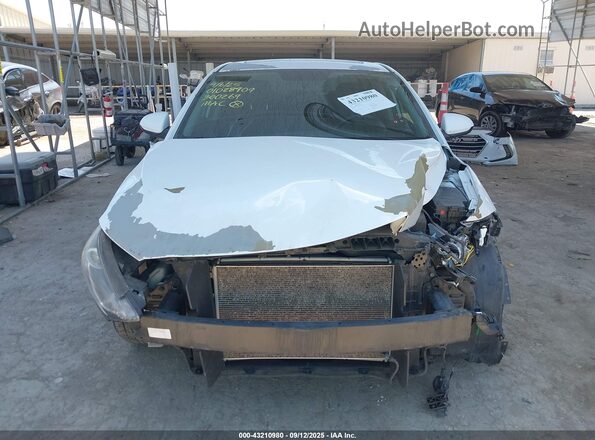 5NPD84LF0JH300269 2018 HYUNDAI ELANTRA White უკანა სალონის ხედი