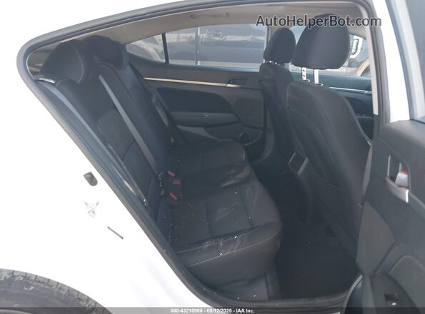 5NPD84LF0JH300269 2018 HYUNDAI ELANTRA White VIN კოდის სტიკერის ხედი