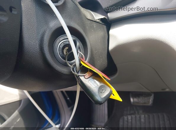 5NPD84LF6HH143776 2017 HYUNDAI ELANTRA Синий Вид панели приборов