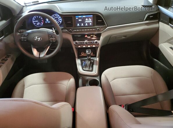 5NPD84LF8LH507012 2020 HYUNDAI ELANTRA Silver Dashboard view