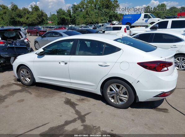 5NPD84LF9LH518391 2020 HYUNDAI ELANTRA White 360 interior view