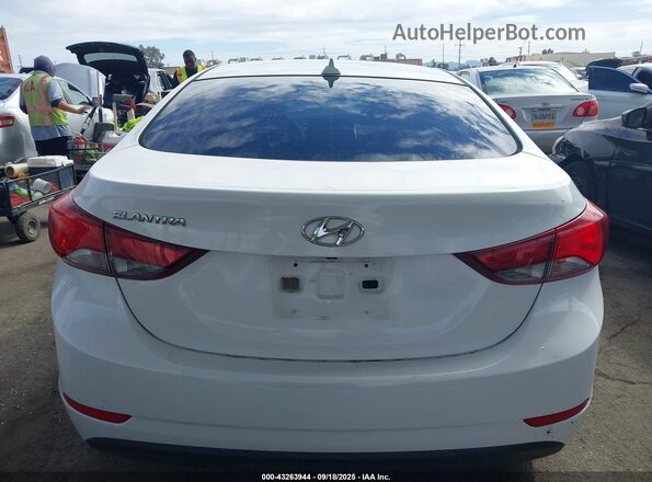 5NPDH4AE3GH713824 2016 HYUNDAI ELANTRA White 