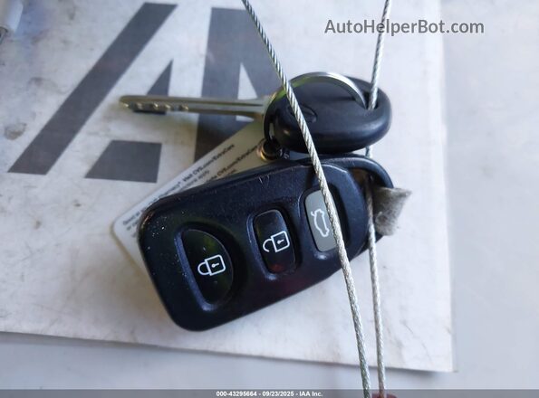 5NPDH4AE4GH759906 2016 HYUNDAI ELANTRA Черный Вид панели приборов