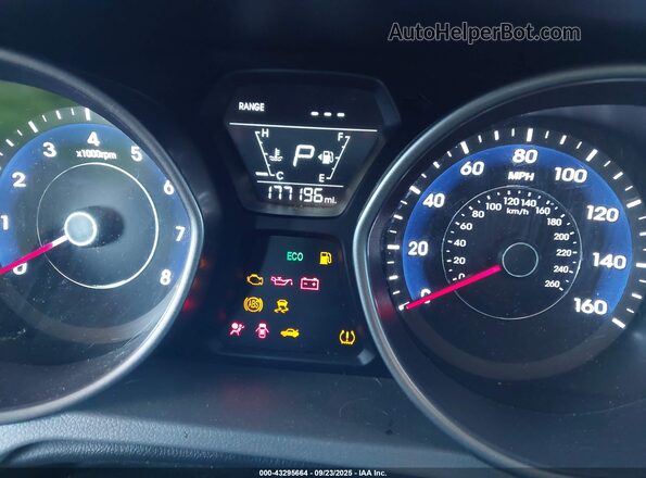 5NPDH4AE4GH759906 2016 HYUNDAI ELANTRA Черный Вид задних сидений