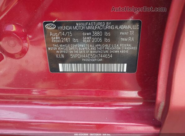 5NPDH4AE5GH744654 2016 HYUNDAI ELANTRA Red Vista del compartimento del motor
