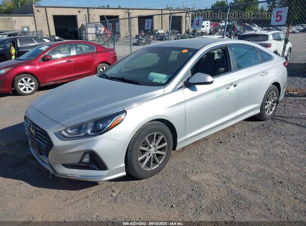 5NPE24AF0JH687981 2018 HYUNDAI SONATA Silver 