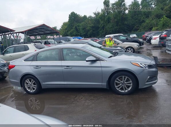 5NPE24AF2HH504462 2017 HYUNDAI SONATA Silver Սարքավորումների վահանակի տեսք