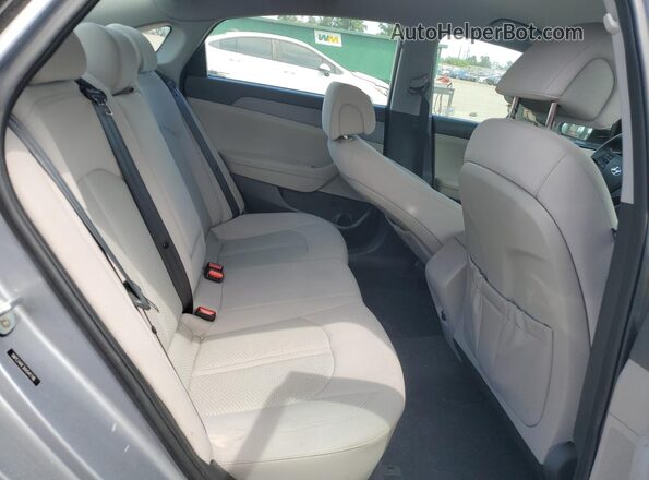 5NPE24AF3HH541746 2017 HYUNDAI SONATA Silver 