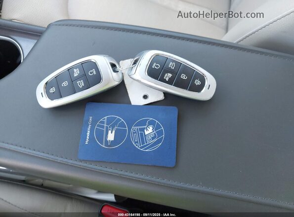 5NPEF4JAXLH057672 2020 HYUNDAI SONATA White Widok deski rozdzielczej