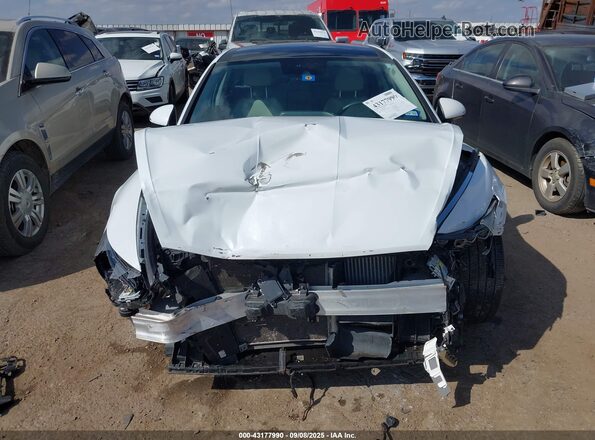 5NPEH4J25MH069930 2021 HYUNDAI SONATA White ხელსაწყოთა პანელის ხედი