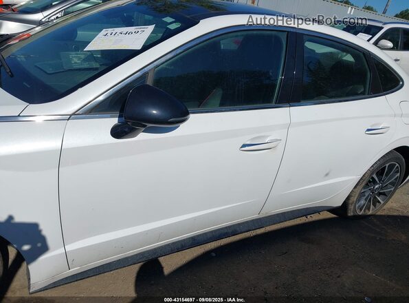 5NPEJ4J22LH048570 2020 HYUNDAI SONATA White Widok wnętrza 360 stopni