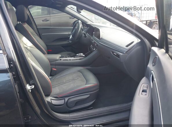 5NPEJ4J2XNH140240 2022 HYUNDAI SONATA Серый Вид салона спереди