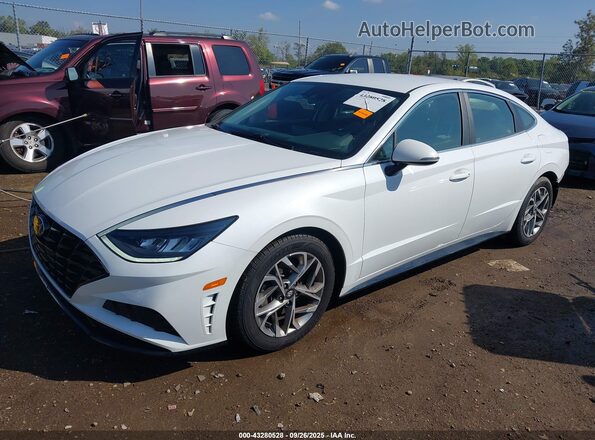 5NPEL4JA2LH023332 2020 HYUNDAI SONATA White წინა მარცხენა ხედი სამი მეოთხედიდან