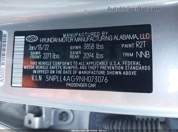 5NPLL4AG9NH073076 2022 HYUNDAI ELANTRA Gray Widok komory silnika