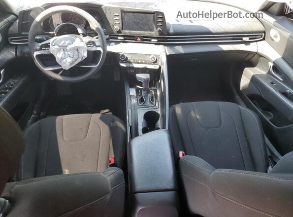 5NPLM4AG6NH085909 2022 HYUNDAI ELANTRA Silver Առջևի վահանակի տեսք