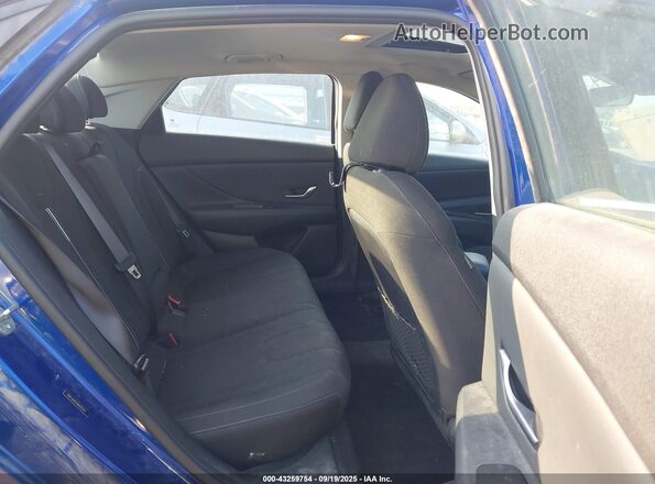 5NPLN4AG1MH012717 2021 HYUNDAI ELANTRA Blue Դիմացի տեսք