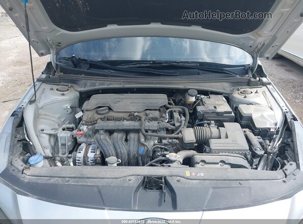 5NPLS4AG5PH107617 2023 HYUNDAI ELANTRA Серебряный Вид сзади