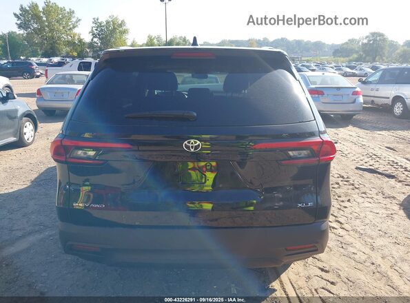5TDACAB58RS003944 2024 TOYOTA LE Black 