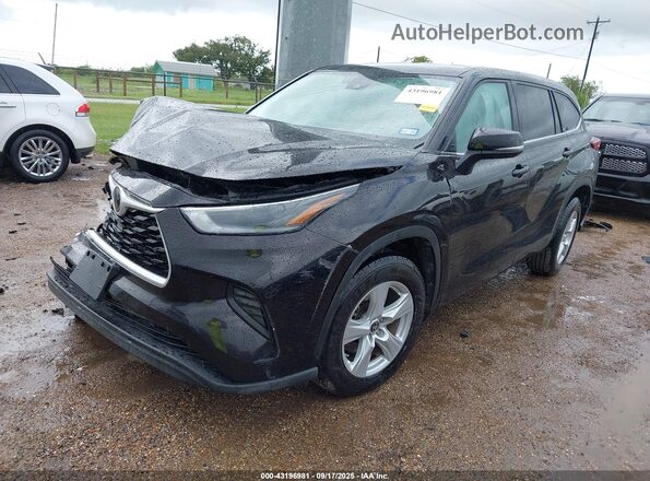 5TDCZRAHXMS063492 2021 TOYOTA HIGHLANDER Black Front left