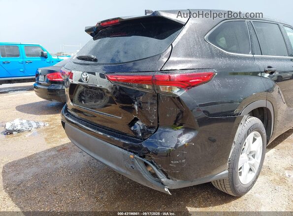 5TDCZRAHXMS063492 2021 TOYOTA HIGHLANDER Black Front view