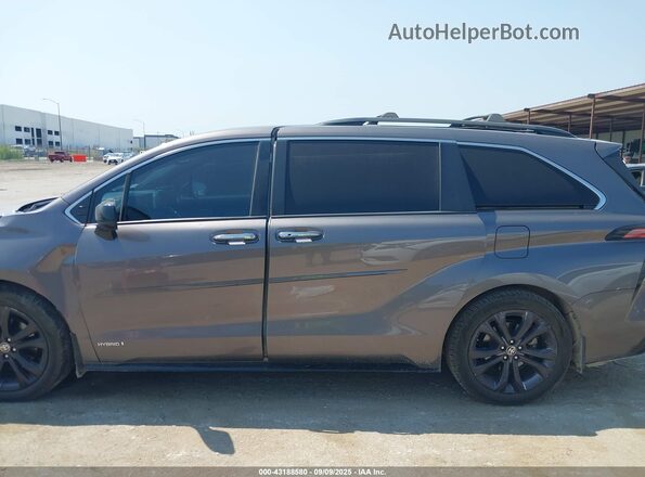 5TDDRKEC1MS044789 2021 TOYOTA SIENNA Gray 