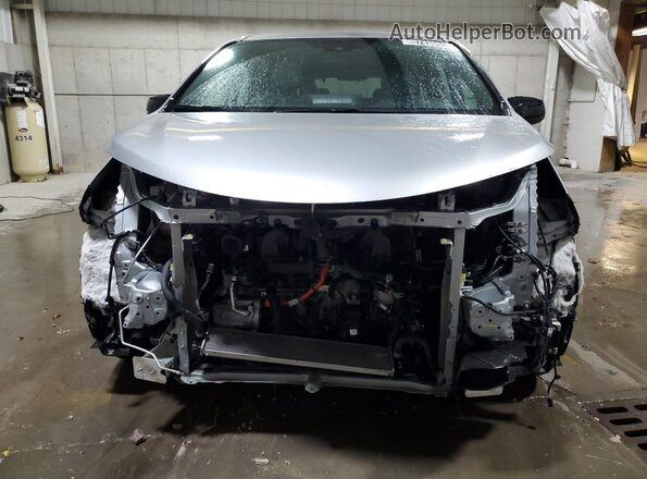 5TDDRKECXNS082720 2022 TOYOTA SIENNA Silver 