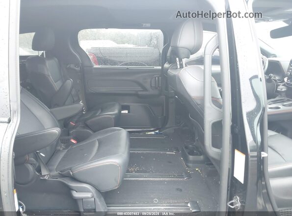 5TDDSKFC9NS043538 2022 TOYOTA SIENNA Black Widok naklejki z numerem VIN