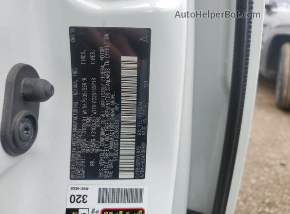 5TDDZ3DC4JS206630 2018 TOYOTA LE White 360 interior view