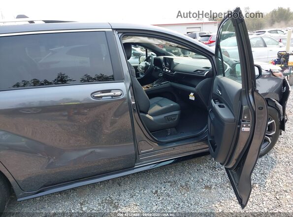5TDESKFC6SS205724 2025 TOYOTA SIENNA Gray Vista interior delantera