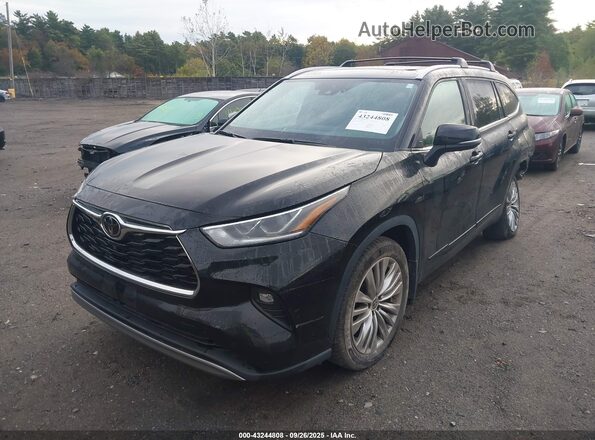 5TDFZRBH0NS226809 2022 TOYOTA HIGHLANDER Black 