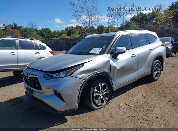 5TDGZRBH1LS037636 2020 TOYOTA LE Silver წინა მარცხენა ხედი სამი მეოთხედიდან